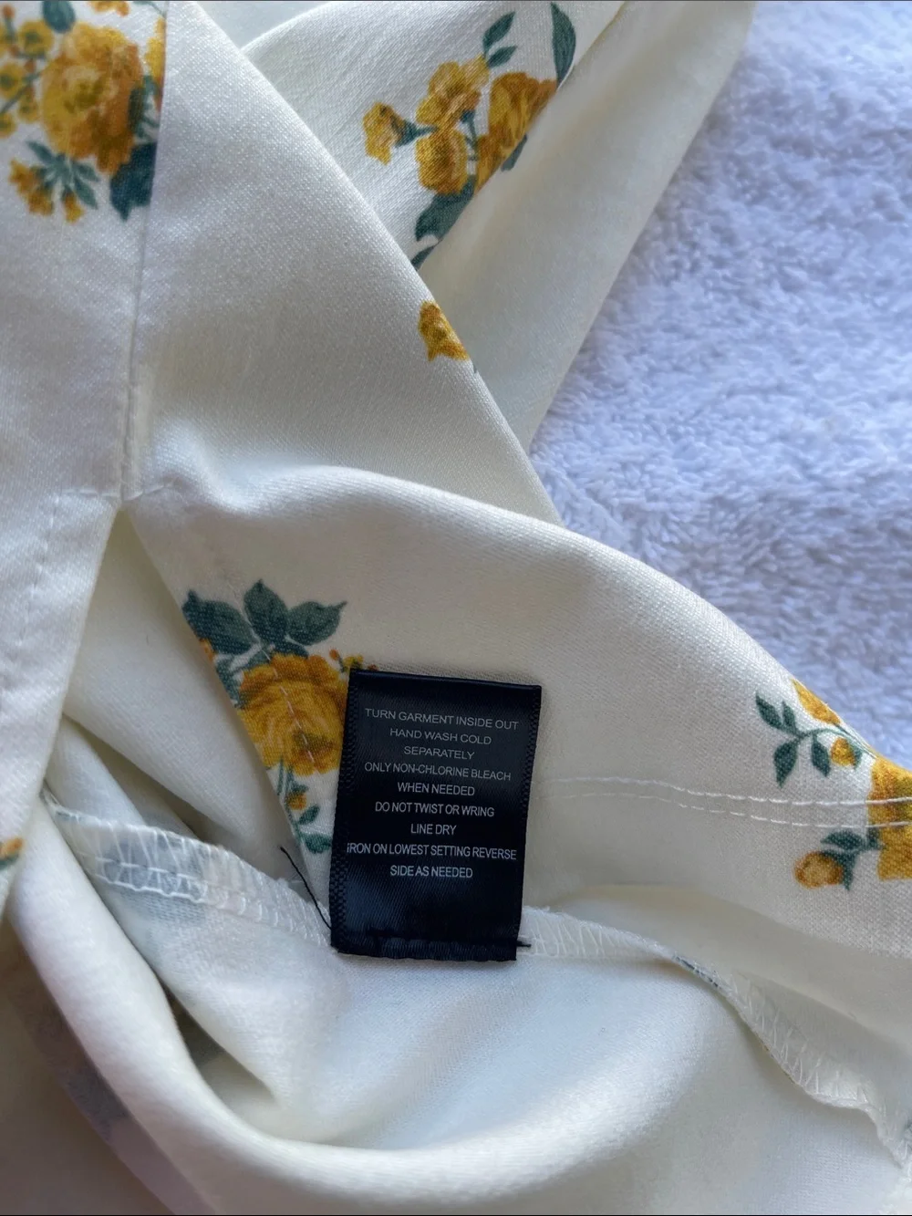 Trixxi Juniors L Floral Mini Dress Ivory Yellow Rose Print